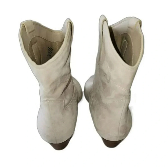 Marc Fisher Nonie Cowboy Bootie Size 8M NWOT - Picture 9 of 13
